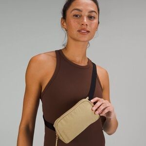 NWT Lululemon Mini Belt Bag 0.7L - Tan